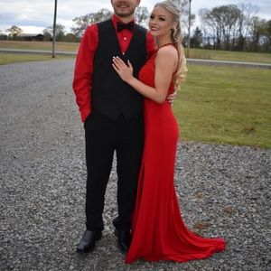 Sherri Hill Prom Dress (Red, Size 4)